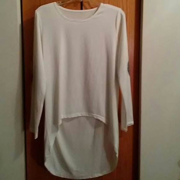 Top - Picture 1 of 4